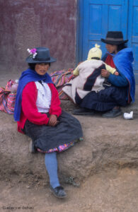deux indiennes le jour du marché à Huancavelica.