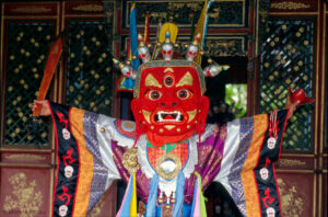 cérémonie bouddhiste dans le temple de Choijin Lama, avec des danses Tsam